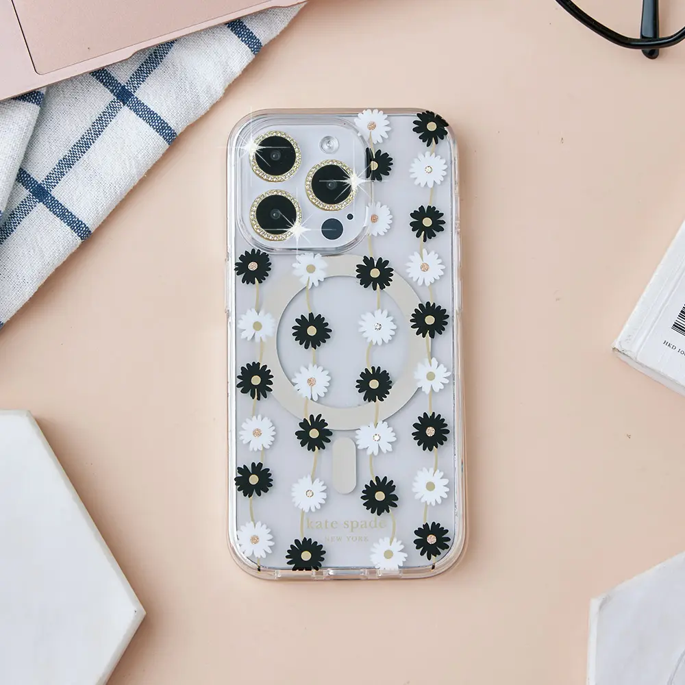 【Kate Spade】 iPhone 15 Pro MagSafe 精品手機殼-雛菊花戀